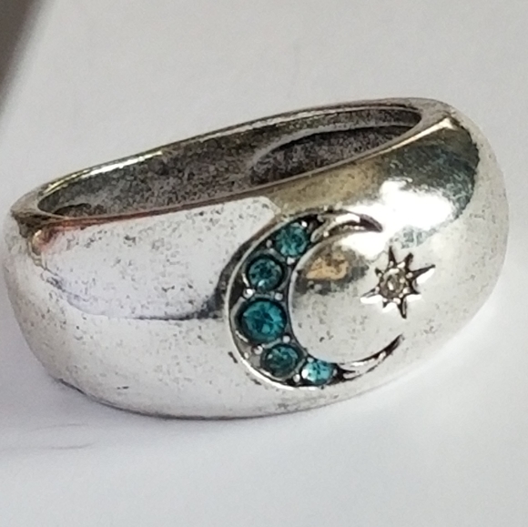 Relisted Mystical moon ring - crescent and star antiqued silver tone blue size 7 - Picture 4 of 13